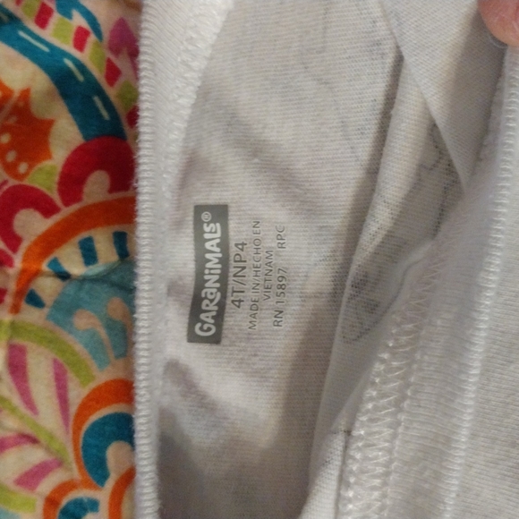 GARANIMALS dip dye shark shirt size 4t - Picture 2 of 3